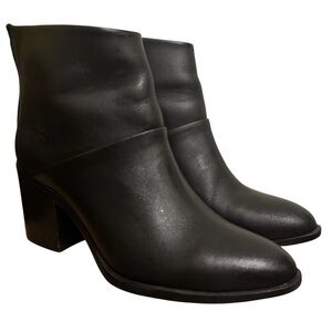 Nisolo Dari Boot in Black